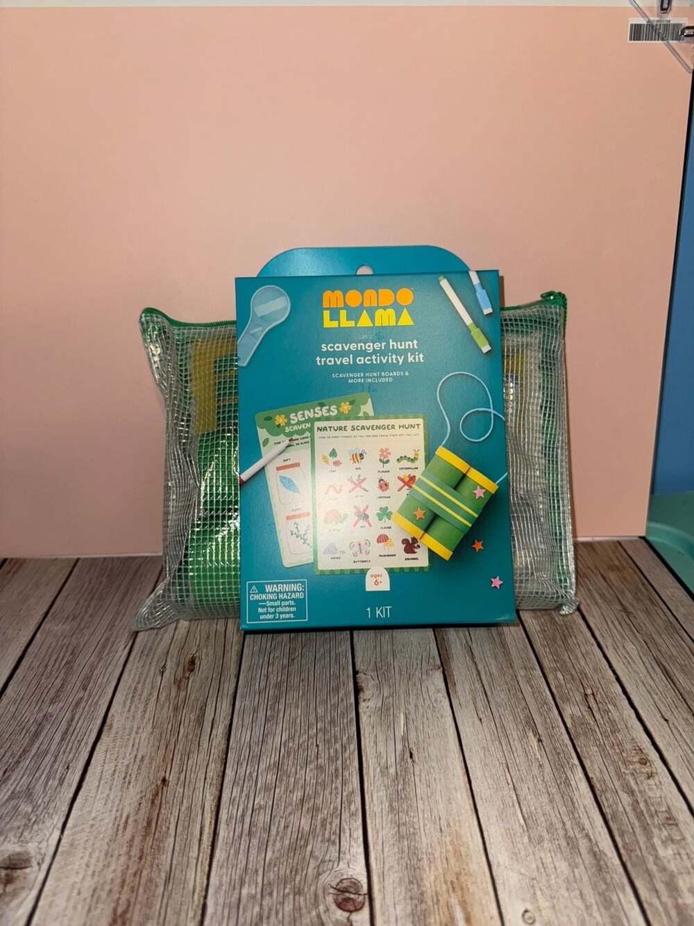 Mondo Llama Scavenger Hunt Travel Activity Kit